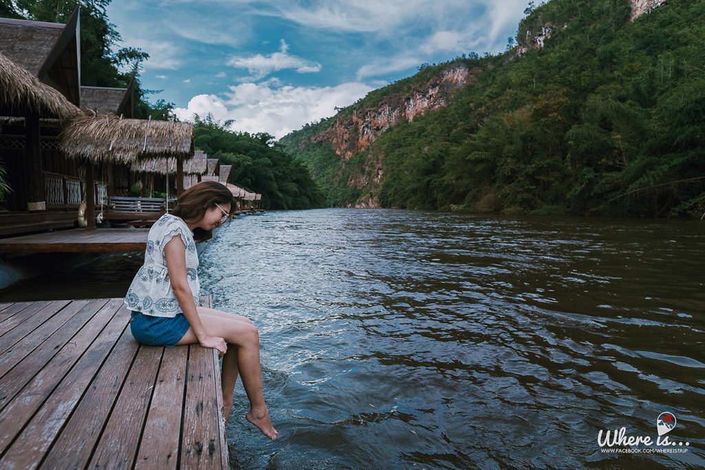 เค้าเรียกที่นี่ว่าแพไฮโซ "The Float House River Kwai Resort" 12