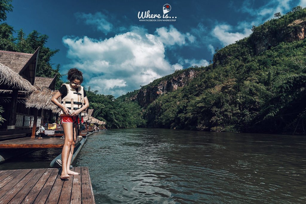 เค้าเรียกที่นี่ว่าแพไฮโซ "The Float House River Kwai Resort" 30