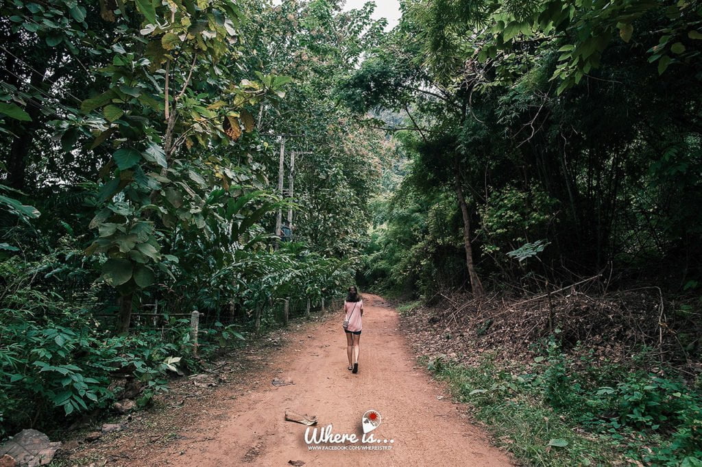 เค้าเรียกที่นี่ว่าแพไฮโซ "The Float House River Kwai Resort" 37