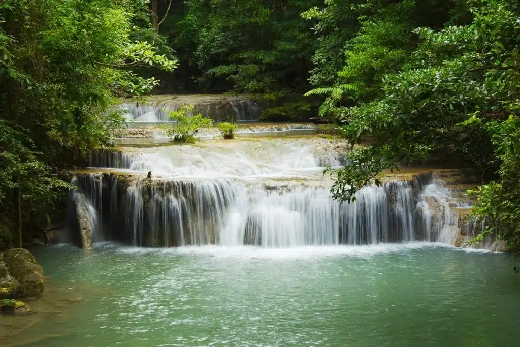 เที่ยวกาญจนบุรีหน้าฝน