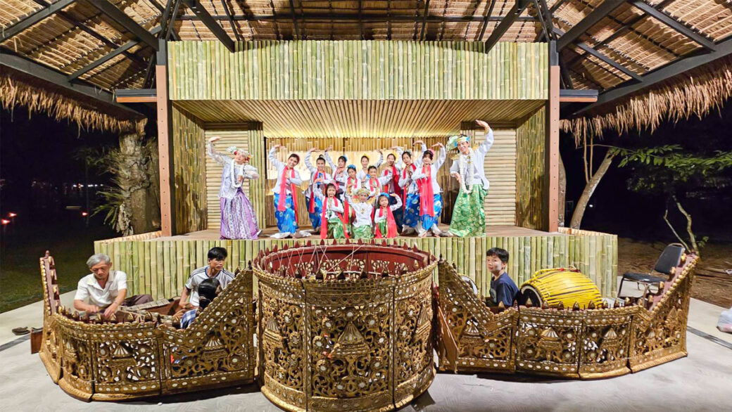 หลงรักงานคราฟต์ สัมผัสวิถีมอญที่ "Sangkla Craftival 2026" แล้วกลับมาทิ้งตัวนอนหรูเหนือสายน้ำที่ The FloatHouse River Kwai 1