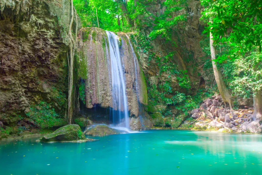 ที่เล่นน้ำกาญจนบุรี