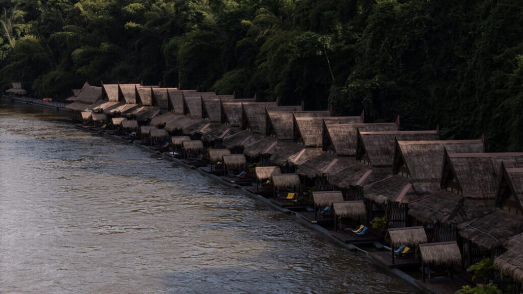 Turn Up the Heat! The Top 8 Summer Check-In Spots in Kanchanaburi & Your Luxury Floating Oasis at The FloatHouse River Kwai 2